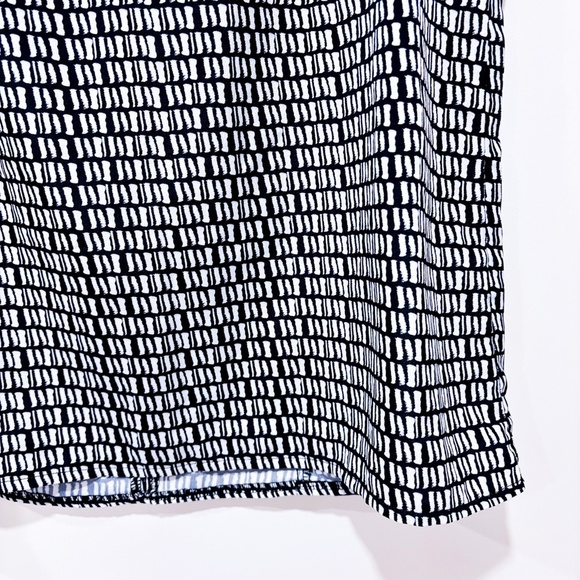 SCHWIING Black and white tank top - Picture 5 of 6